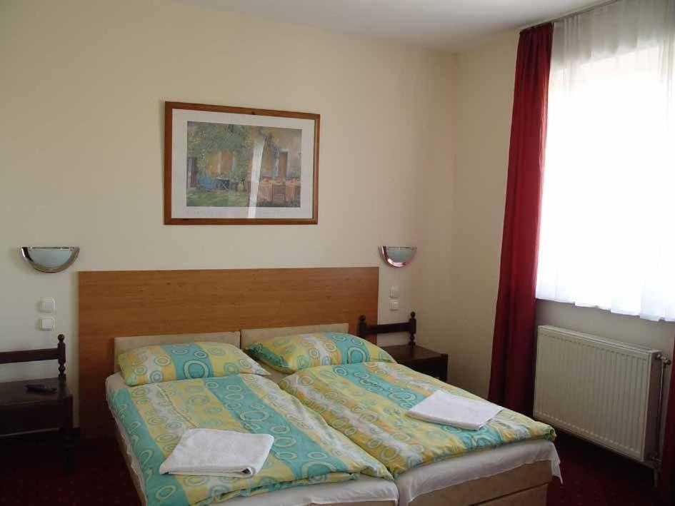 Hotel Menthol Budapest Habitación foto